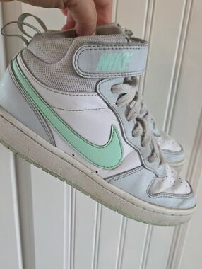 Nike Kids High Top Sneakers